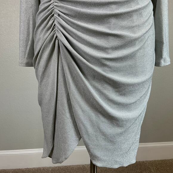 Betsy & Adam Long Sleeve Sheath Cocktail Dress Size 18W Silver Metallic Mini - Picture 8 of 14